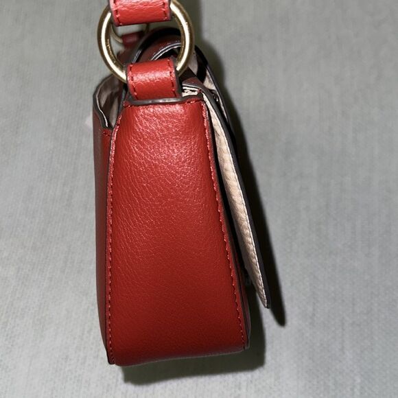 TIME and TRU Small Burgundy Pebbled Faux Leather Hobo Bag Purse - Picture 8 of 14